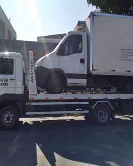 Av Brasil Reboque 24 Horas