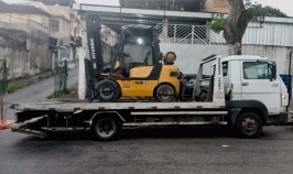 Empilhadeira Transporte Reboque RJ Empilhadeira Transporte Reboque RJ