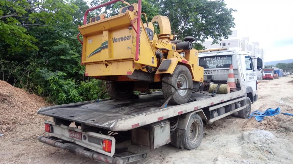Reboque para Máquinas e empilhadeiras